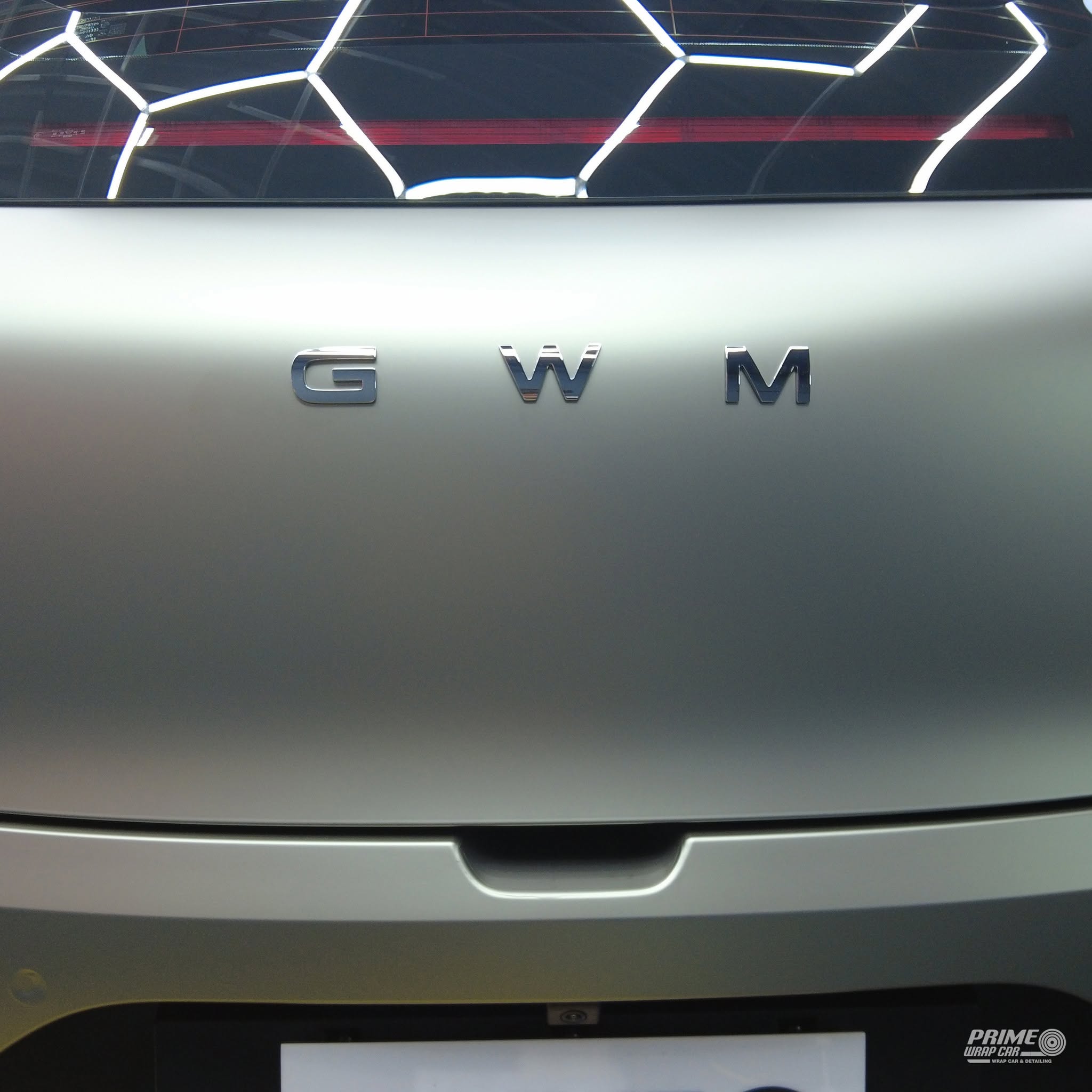 ฝาท้าย GWM ORA 5 หลัง Wrap เปลี่ยนสีด้วย TPU Color Change